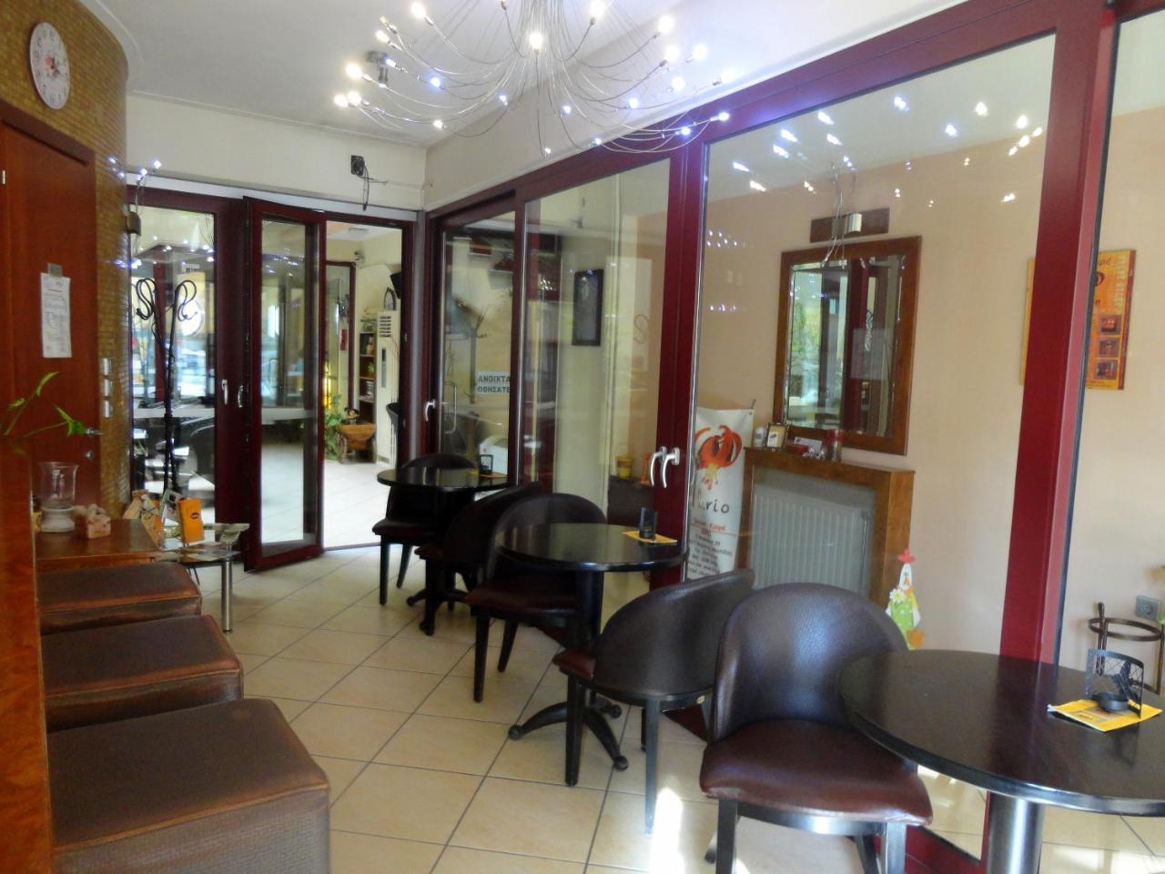 Makrakómi Lirio Guest House מראה חיצוני תמונה