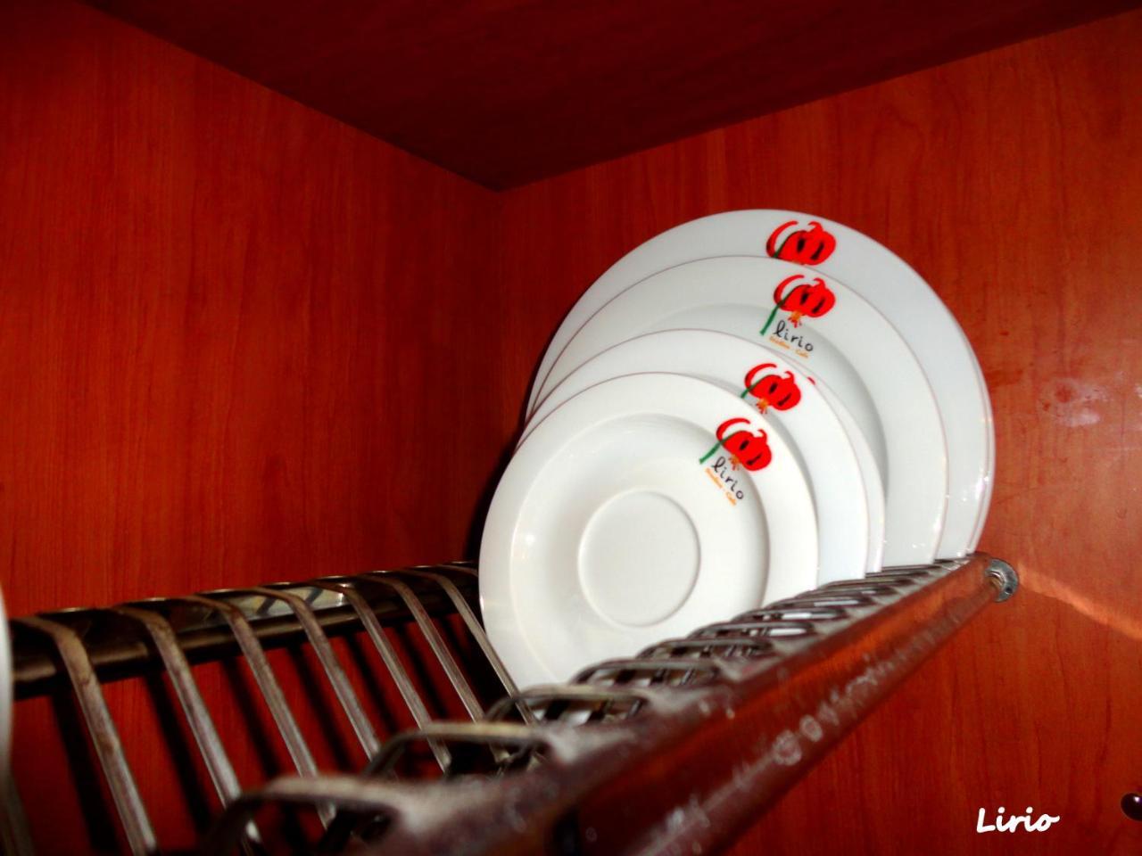Makrakómi Lirio Guest House מראה חיצוני תמונה